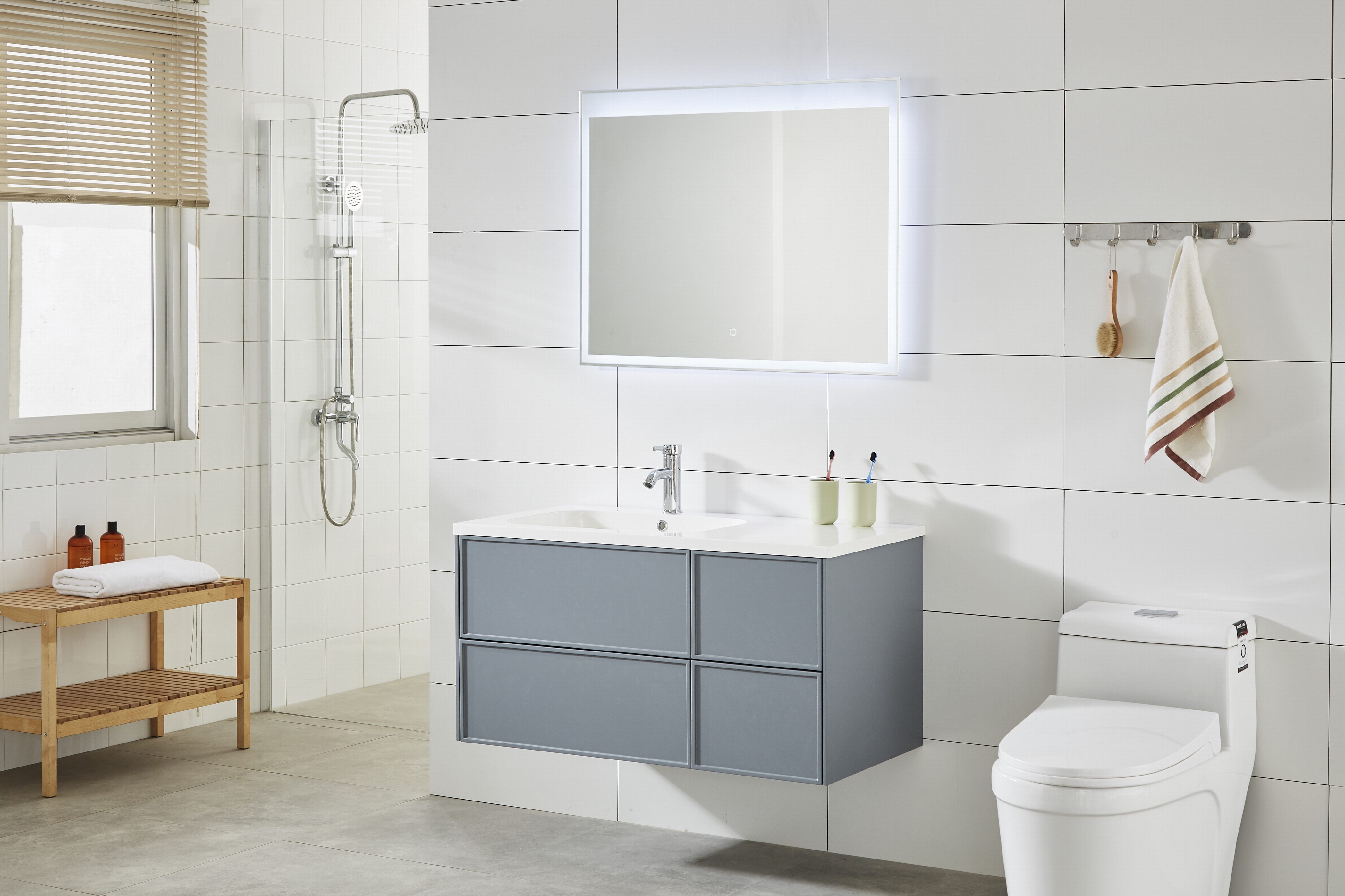 2019 New Style Bathroom Cabinet and Mirror Exhibited in Canton Fair 