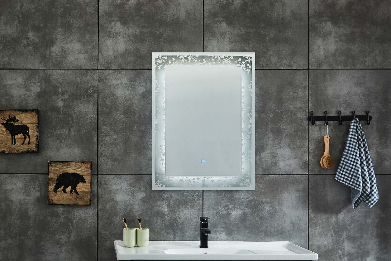 Vertical Line Copper-free Bathroom LED Mirror with Super White Glass